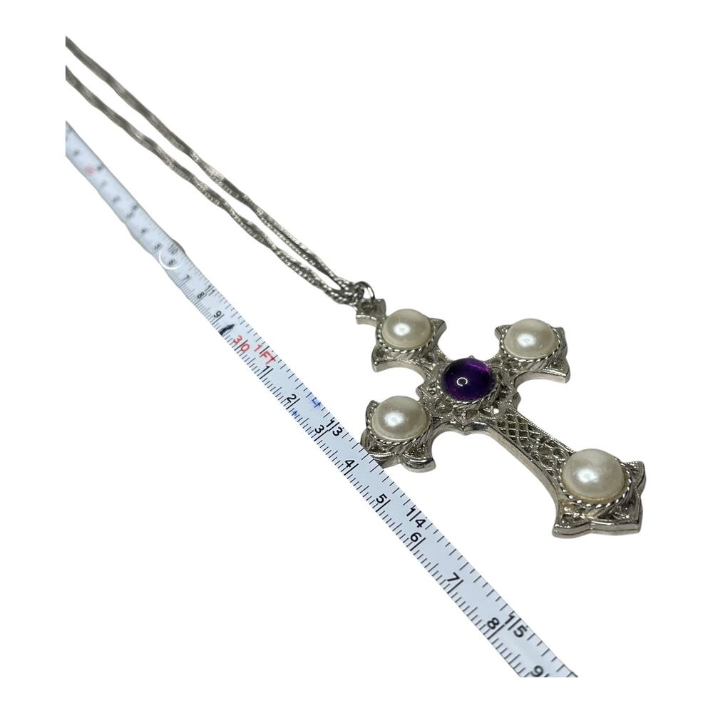 Vintage Sarah Coventry Cross Necklace Faux Pearl Purple Cabochon Silver Tone - Picture 8 of 8